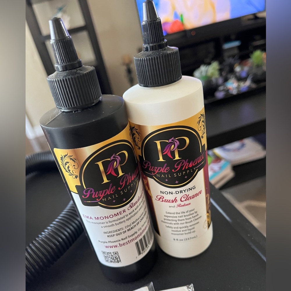 BRAND NEW ACRYLICS PRODUCTS
